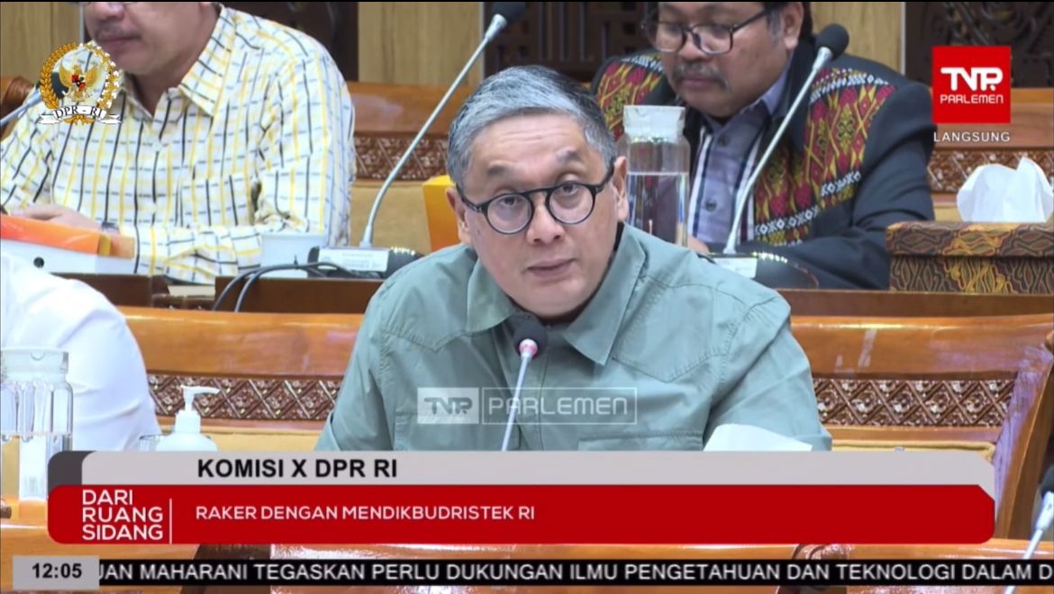 Politisi PDIP Keras Depan Nadiem: Beri Ruang Banding UKT!